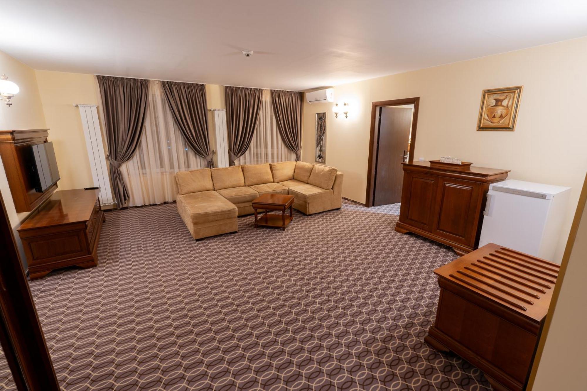 Hotel Dorna Ватра-Дорней Экстерьер фото