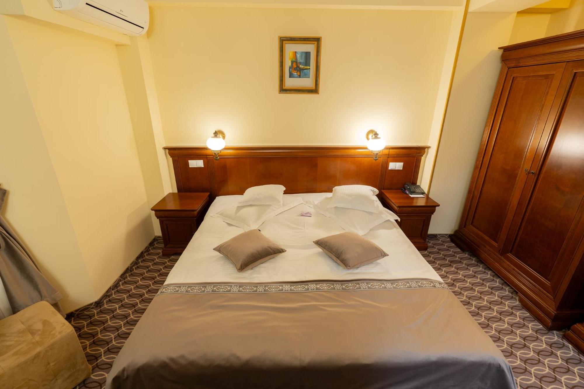Hotel Dorna Ватра-Дорней Экстерьер фото