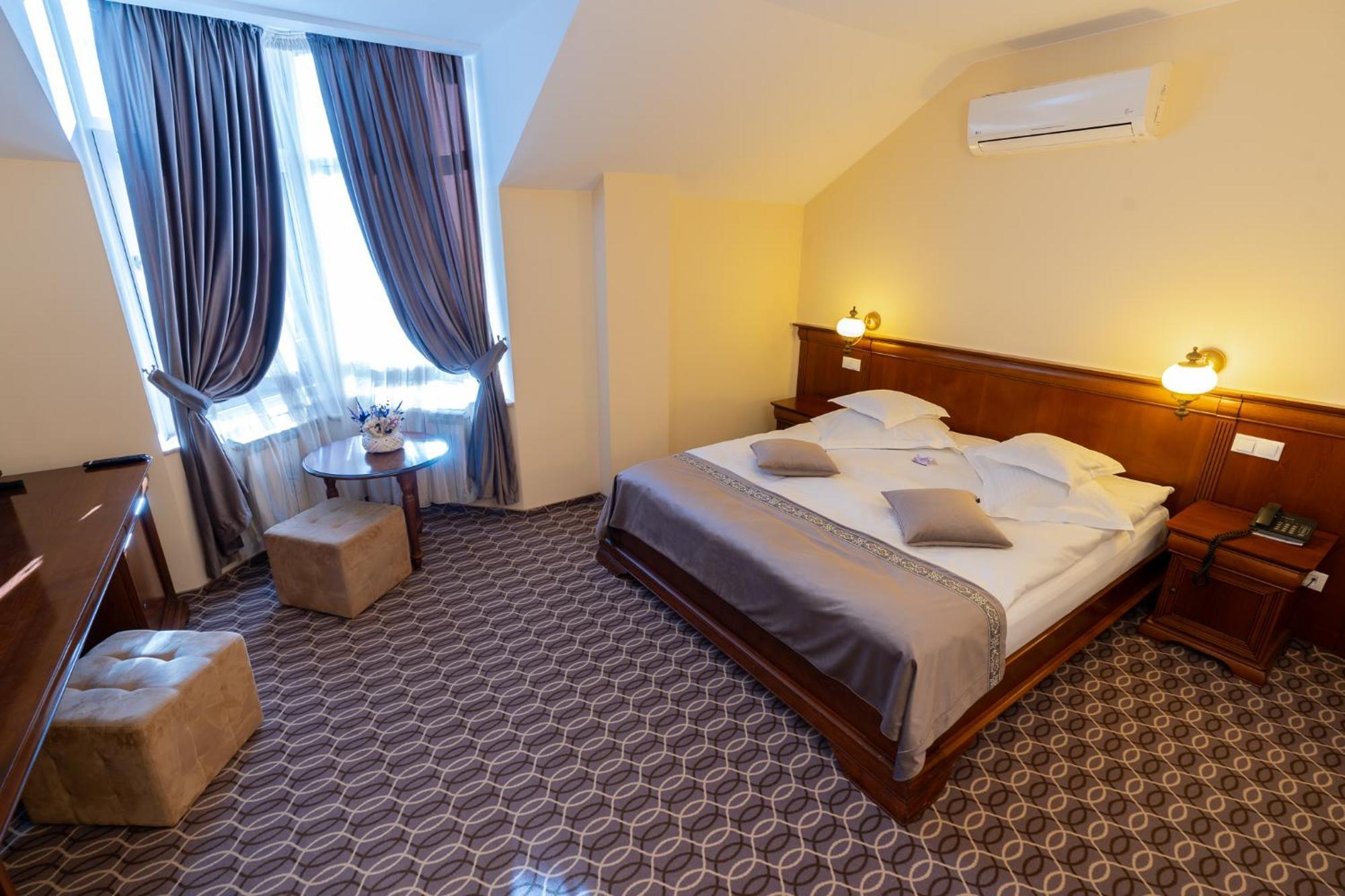 Hotel Dorna Ватра-Дорней Экстерьер фото